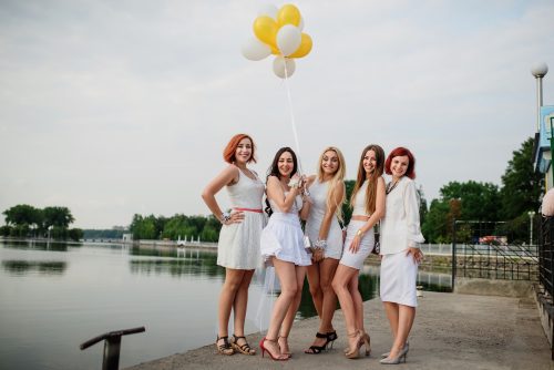 Tips For A Fun filled Lake Of The Ozarks Bachelorette Party Playin Hooky At The Lake