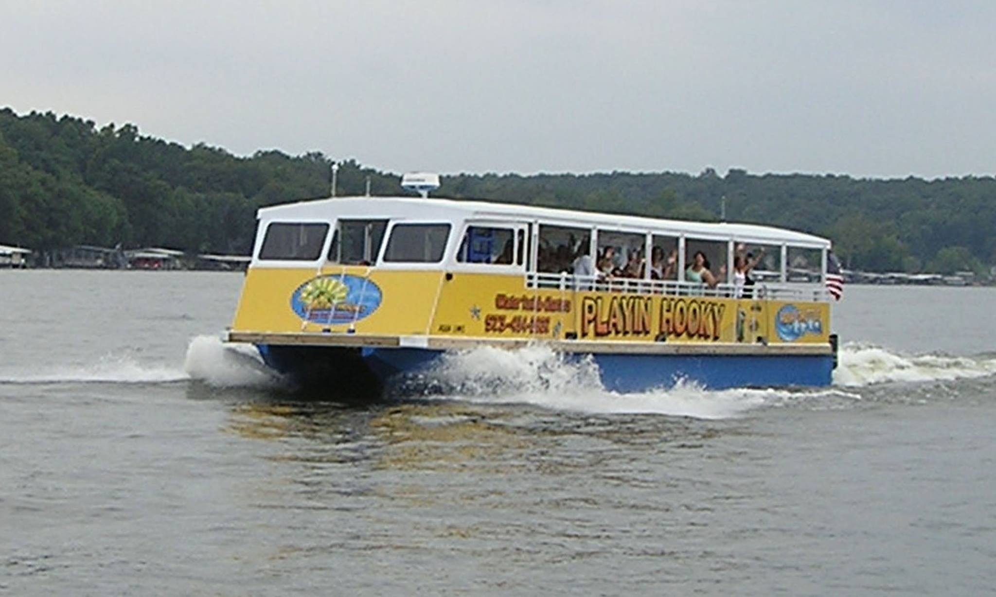 Enjoy Lake of the Ozarks Charters with Your Corporate Group ⋆ Playin